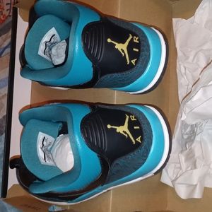Jordans Turquoise Black&White